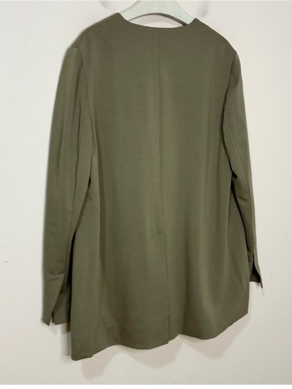 NWT. COS Relaxed-Fit V-Neck Blazer. NEW - Picture 7 of 9